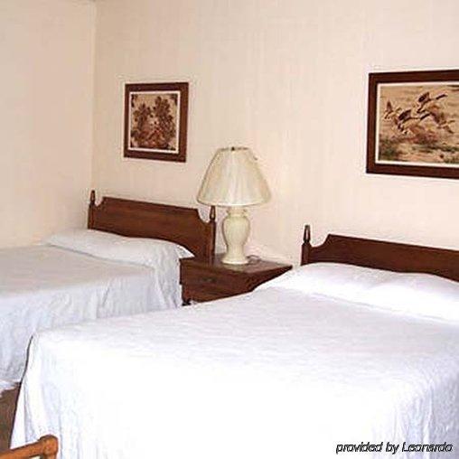 Green Valley Motel Williamstown Bagian luar foto